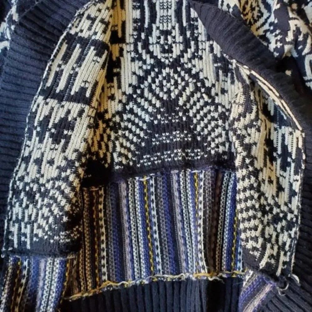 Freeway Flyaway Aztec Cardigan - Picture 6 of 9